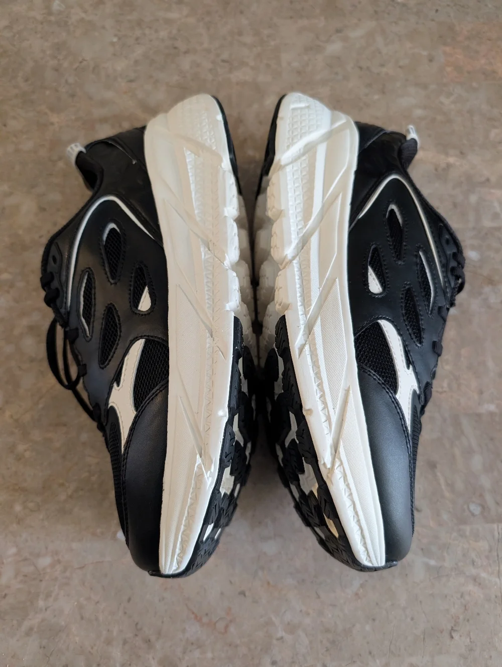 Hoka U Clifton L Athletic Cushioned Shoes Obsidian Alabaster Women Size 11.5 - Picture 10 of 15